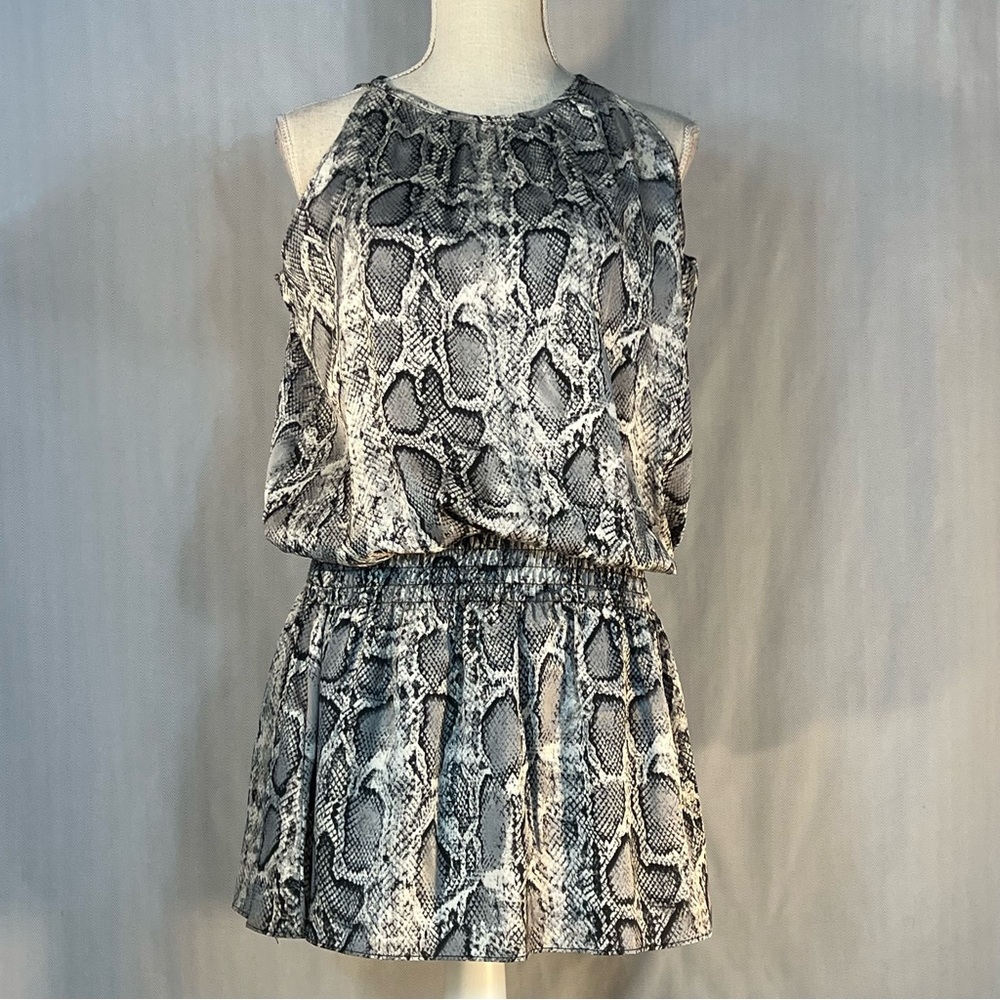 Bishop & Young Mini Dress Snake Skin Print Sleeveless Smocked Waist S 👍